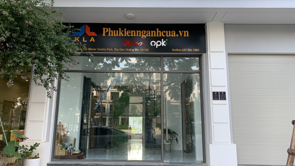 Cận cảnh showroom OPK chính hãng đầu tiên tại Việt Nam